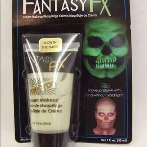 Mehron Glow-in-the- Dark Makeup